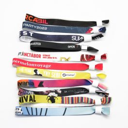 Fabric wristband